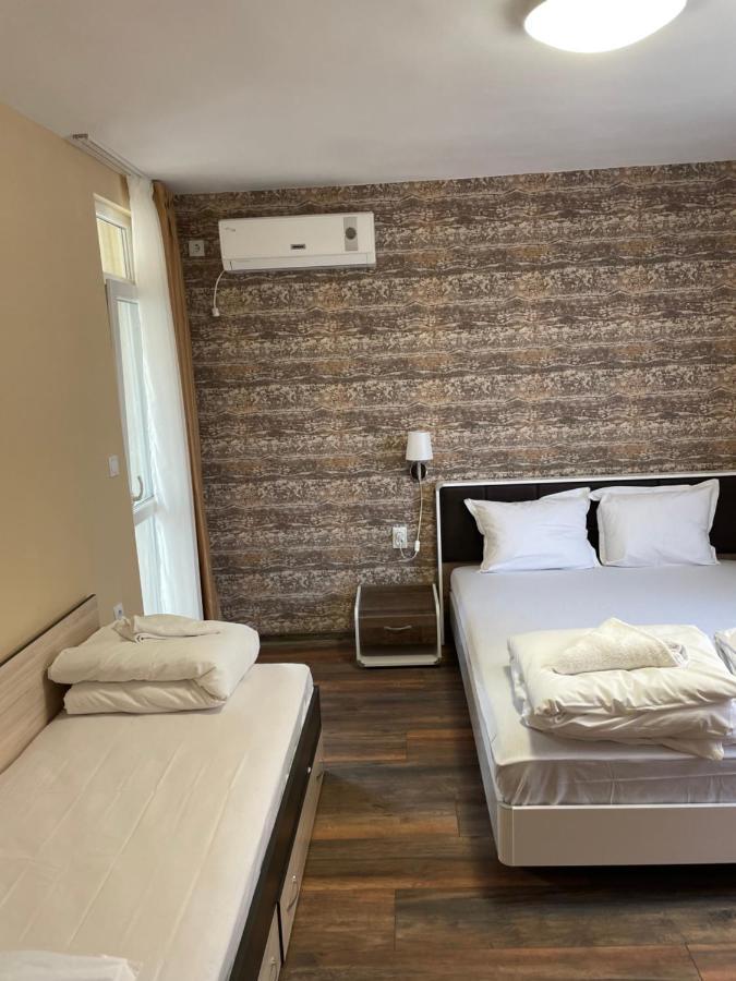 Family Hotel Malibu Черноморец Экстерьер фото