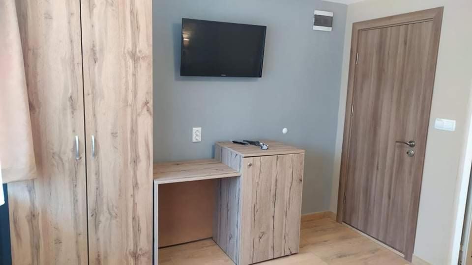 Family Hotel Malibu Черноморец Экстерьер фото