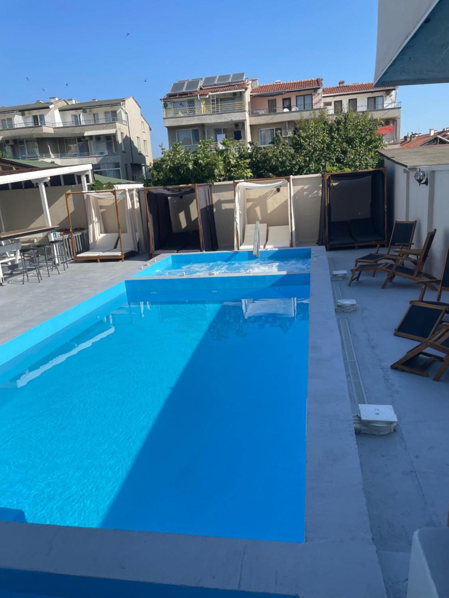 Family Hotel Malibu Черноморец Экстерьер фото