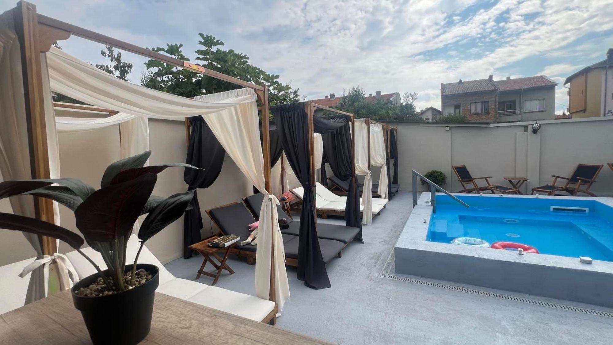 Family Hotel Malibu Черноморец Экстерьер фото