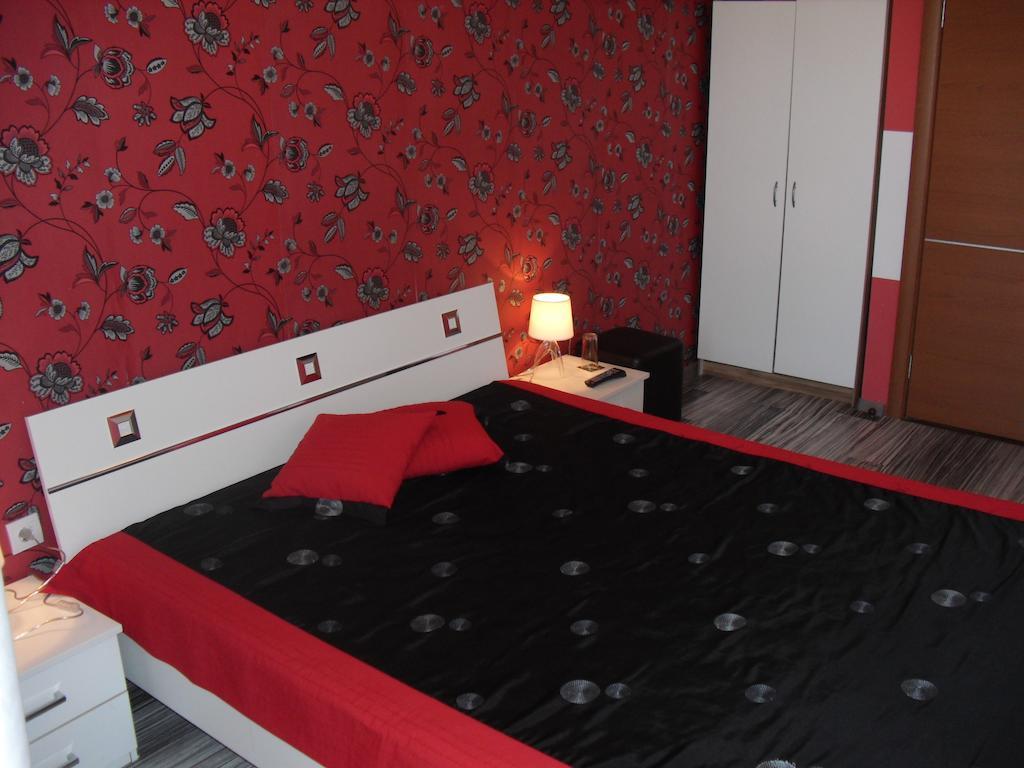 Family Hotel Malibu Черноморец Номер фото