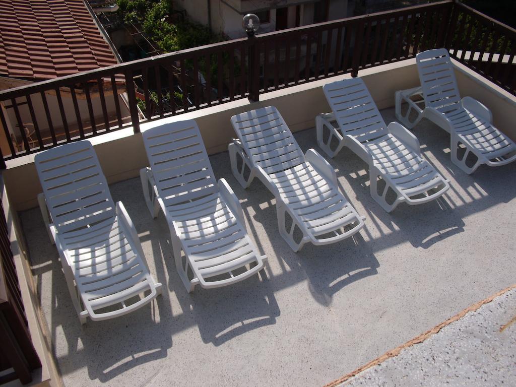 Family Hotel Malibu Черноморец Экстерьер фото