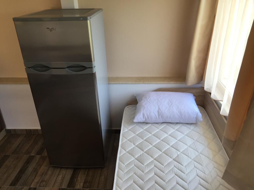 Family Hotel Malibu Черноморец Экстерьер фото